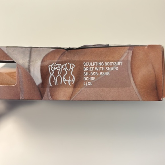 SKIMS Sculpting Shapewear Bodysuit Brief in Neutral Shade Ochre - Picture 2 of 4